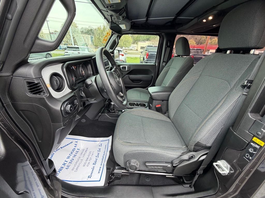 2025 Jeep Wrangler Sport