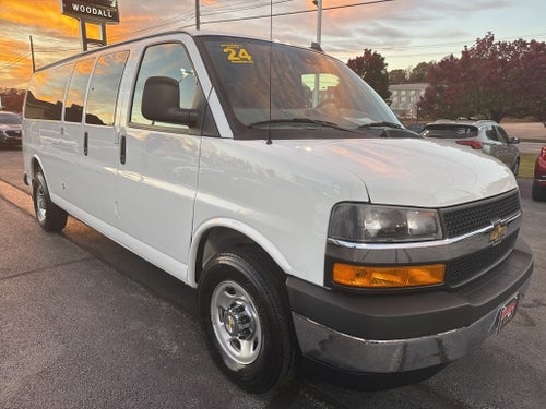 2024 Chevrolet Express 3500 LT 15 Passenger
