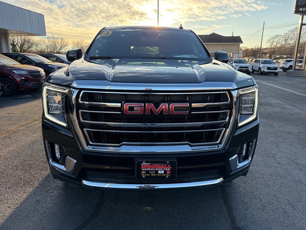2023 GMC Yukon SLT