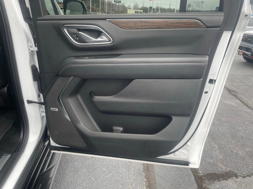 2024 Chevrolet Suburban Premier