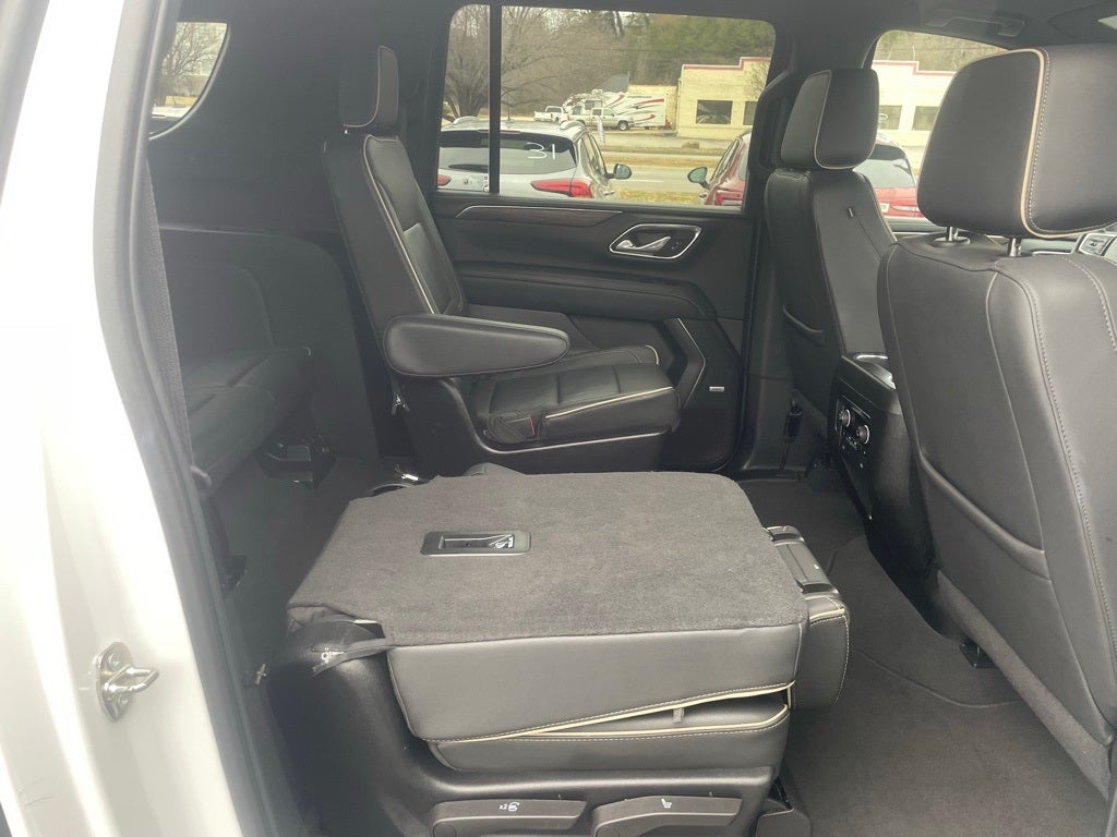 2024 Chevrolet Suburban Premier