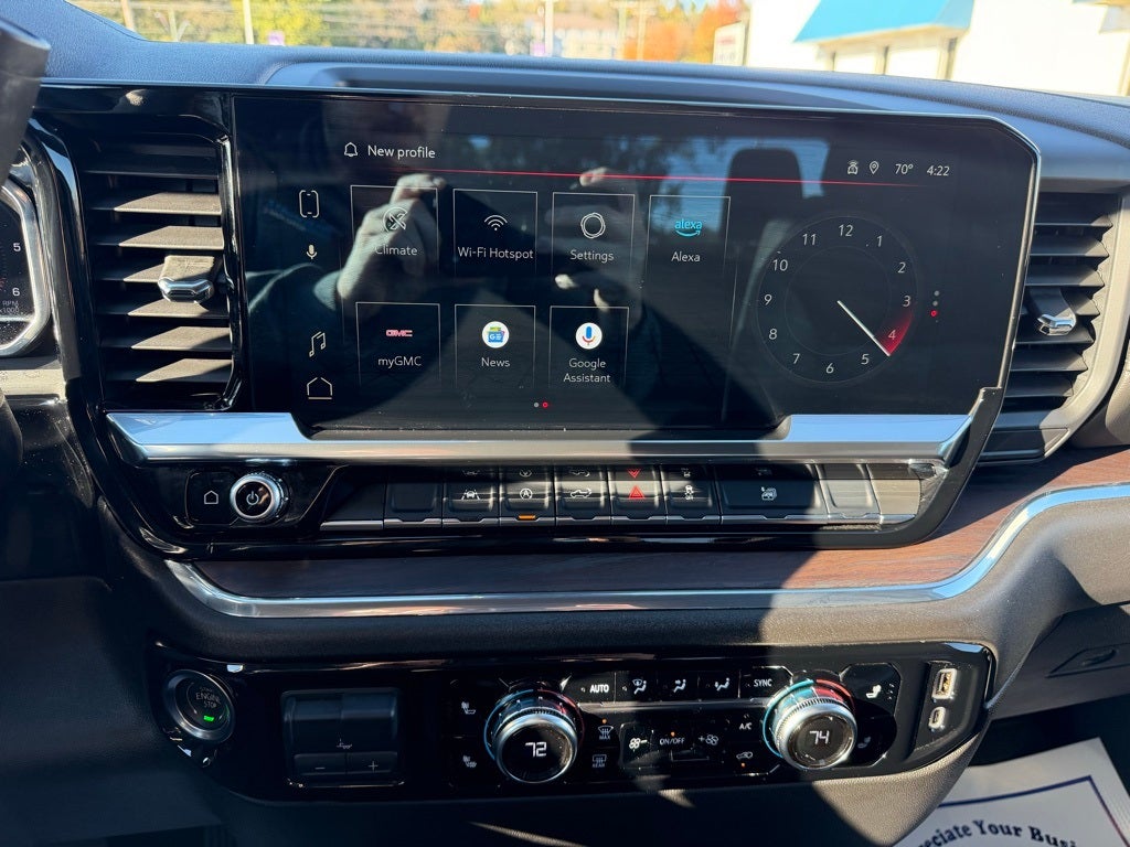 2025 GMC Sierra 1500 SLT