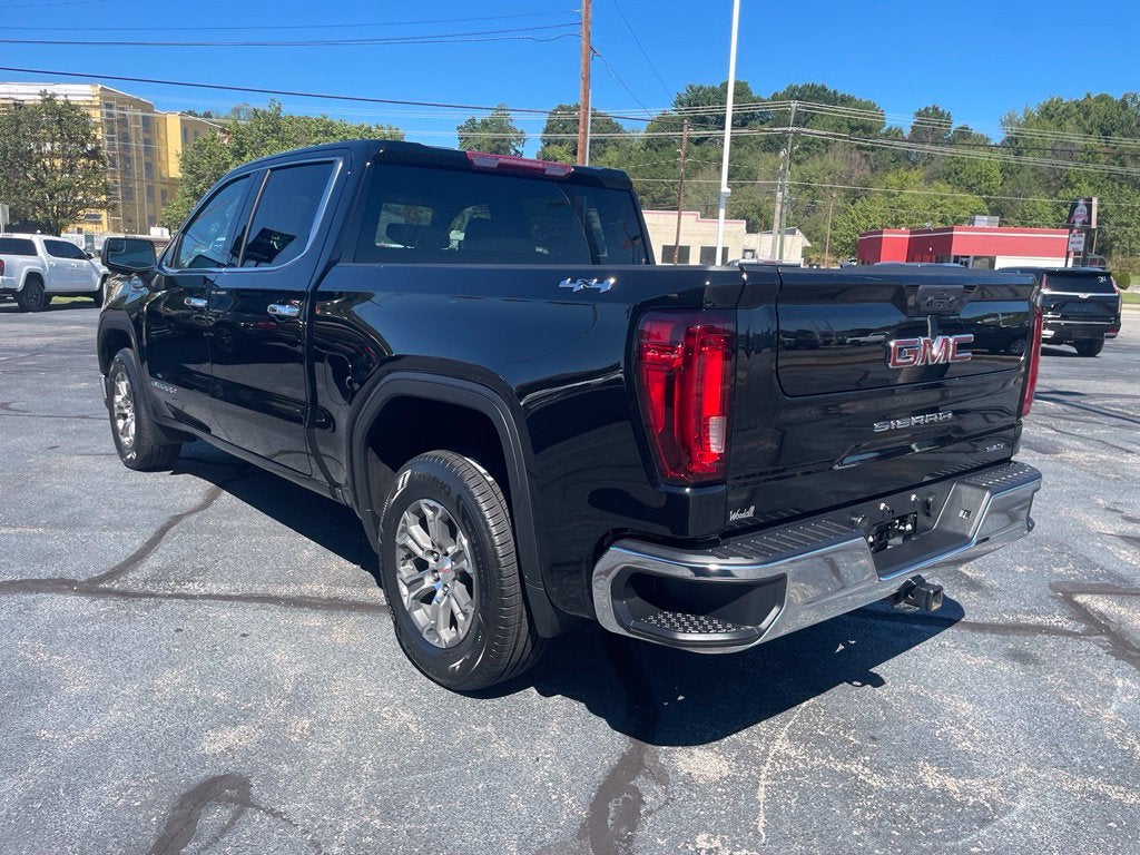 2025 GMC Sierra 1500 SLT