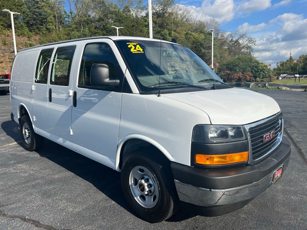 2024 GMC Savana 2500 Work Van