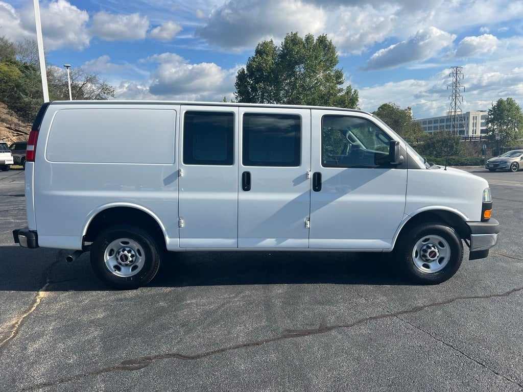 2024 GMC Savana 2500 Work Van