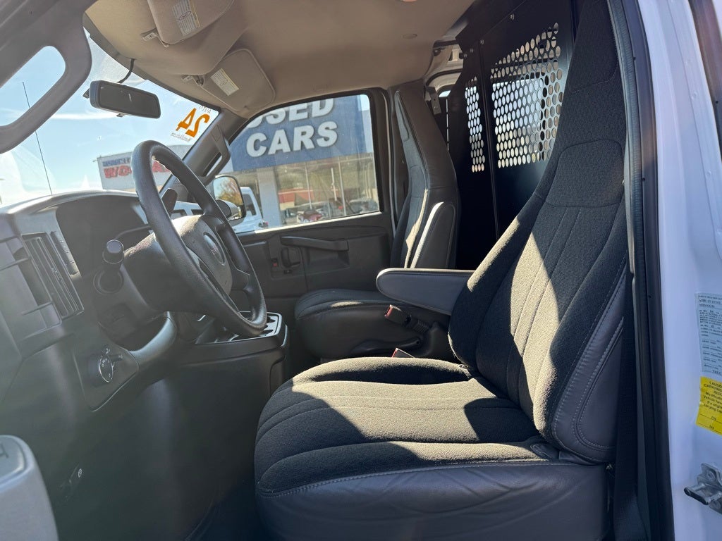 2024 GMC Savana 2500 Work Van