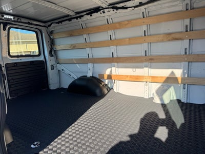 2024 GMC Savana 2500 Work Van