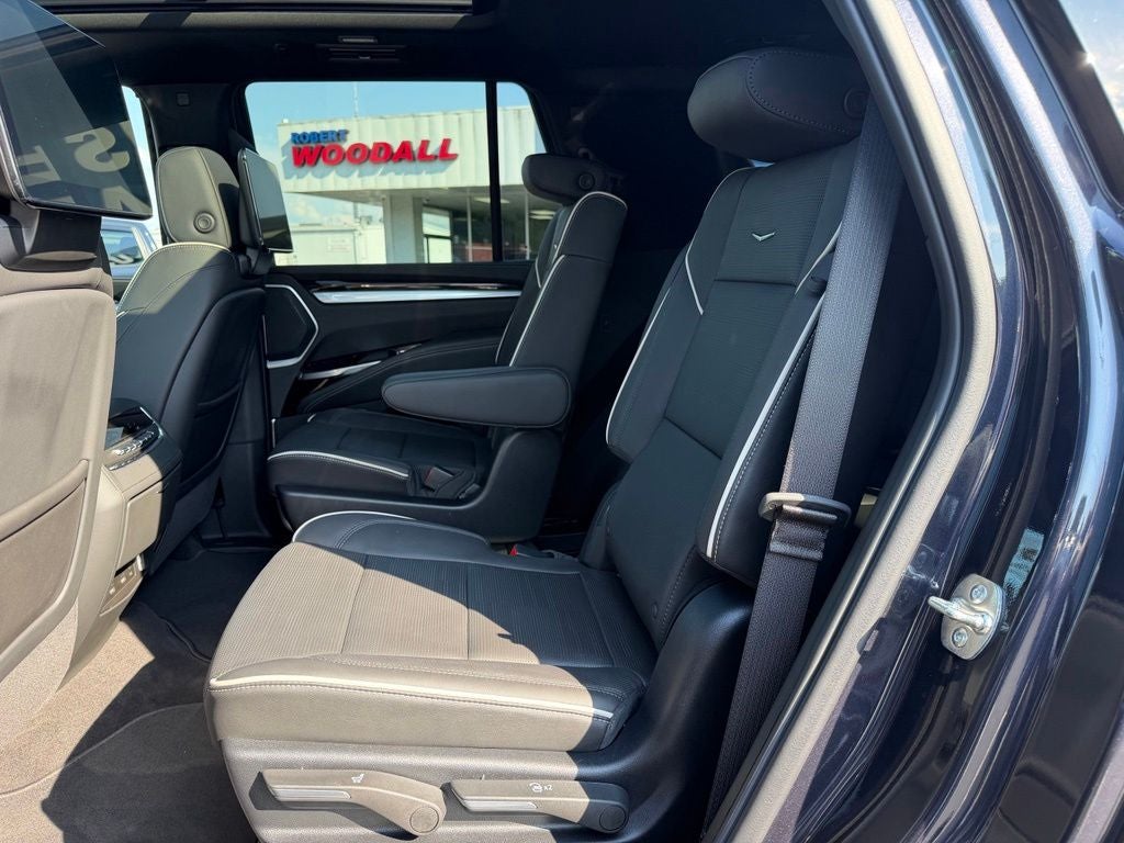 2025 Cadillac Escalade Premium Luxury