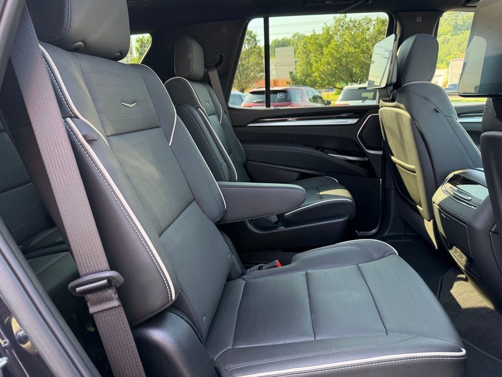 2025 Cadillac Escalade Premium Luxury