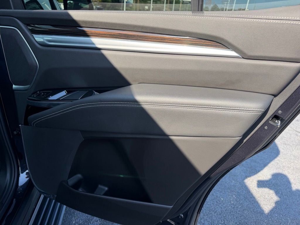 2025 Cadillac Escalade Premium Luxury