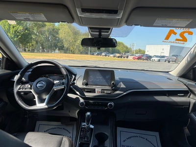 2021 Nissan Altima 2.5 SR