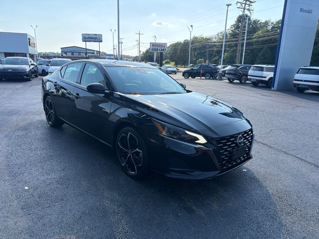 2023 Nissan Altima 2.5 SR