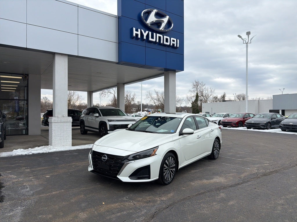 2025 Nissan Altima 2.5 SV SV PREMIUM PACKAGE