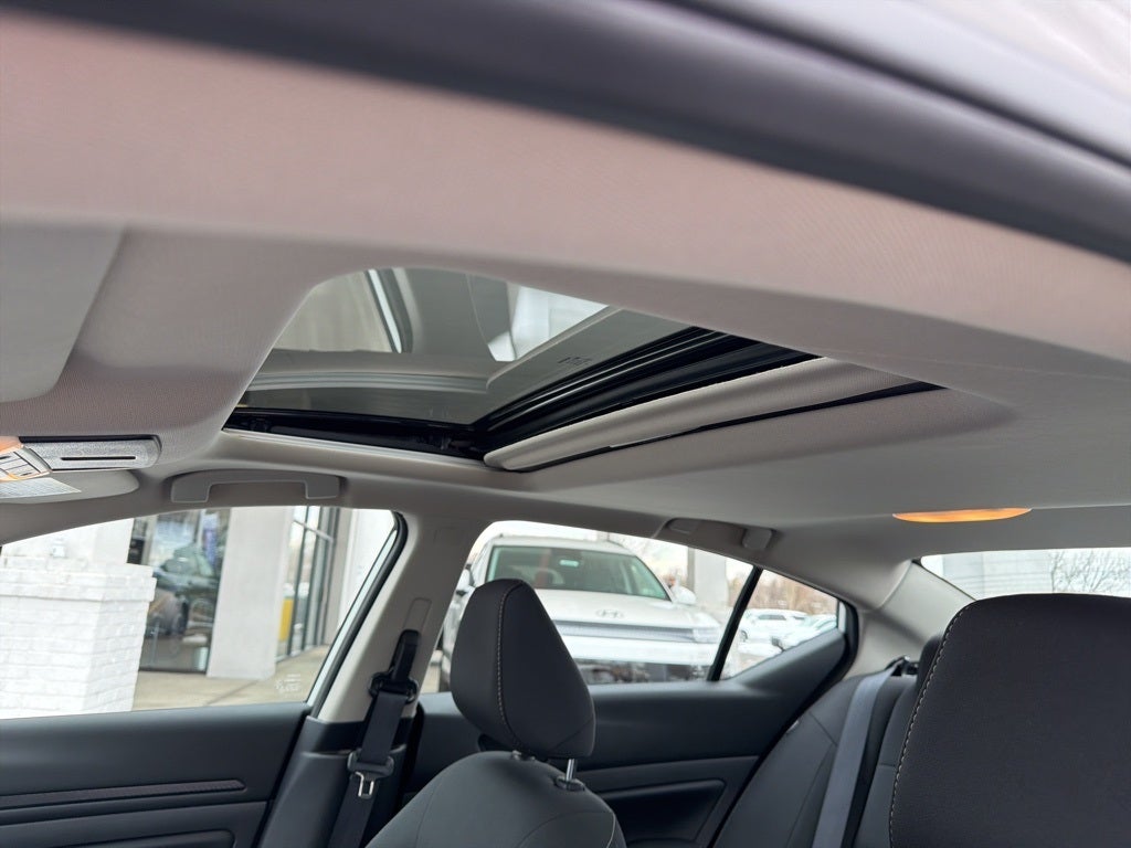 2025 Nissan Altima 2.5 SV SV PREMIUM PACKAGE