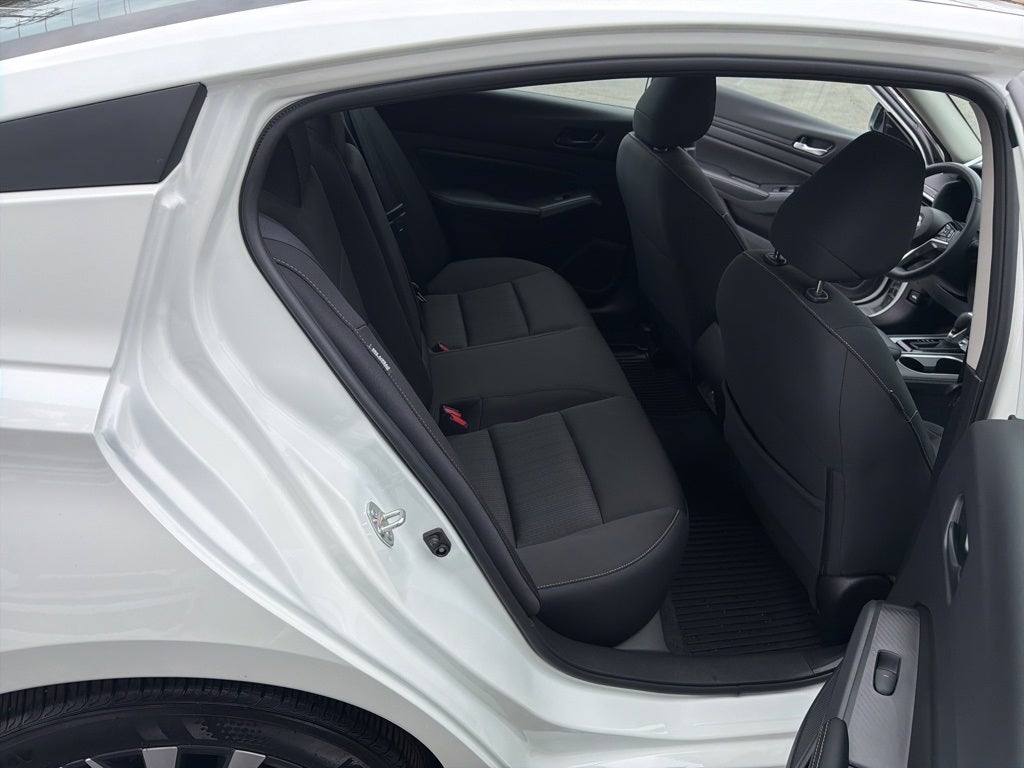 2025 Nissan Altima 2.5 SV SV PREMIUM PACKAGE