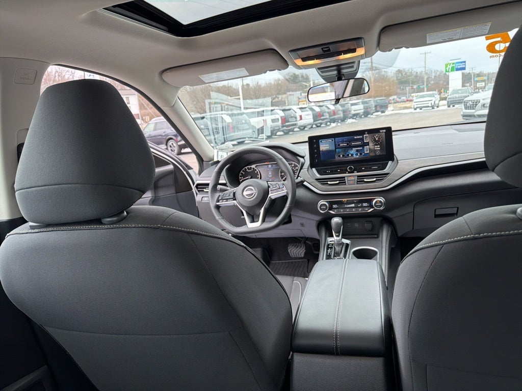 2025 Nissan Altima 2.5 SV SV PREMIUM PACKAGE