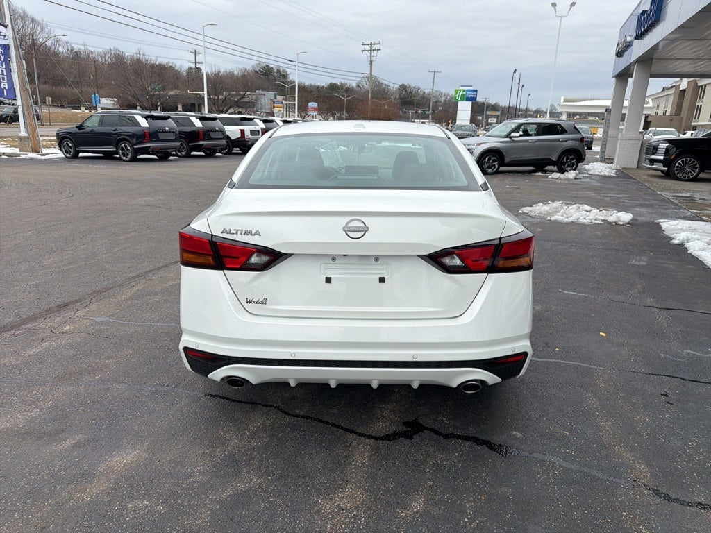 2025 Nissan Altima 2.5 SV SV PREMIUM PACKAGE
