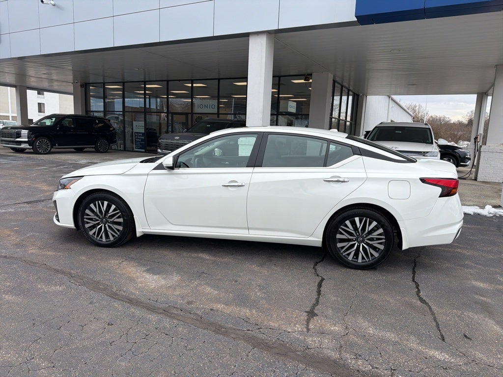 2025 Nissan Altima 2.5 SV SV PREMIUM PACKAGE