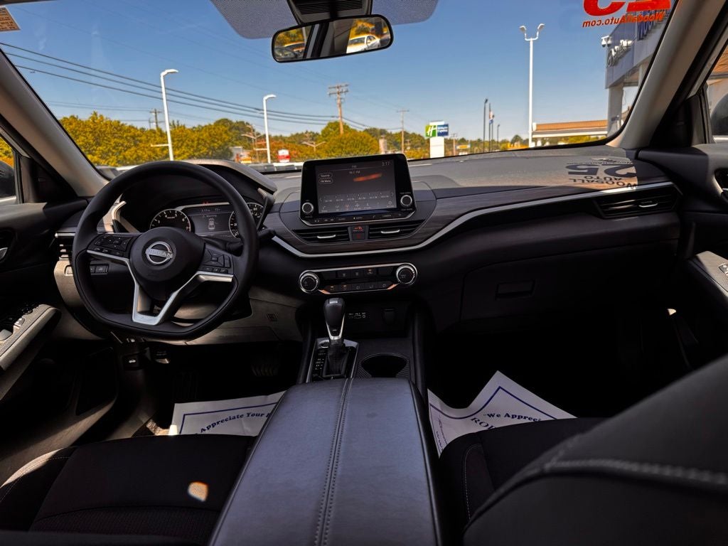2025 Nissan Altima 2.5 SV