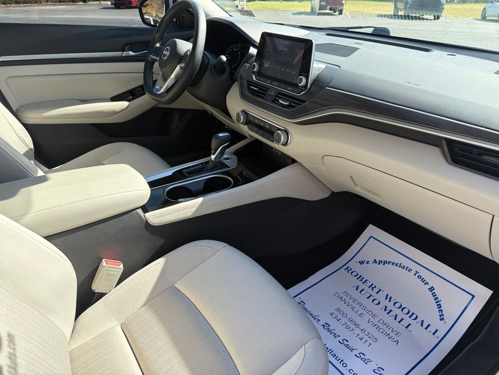 2023 Nissan Altima 2.5 SV