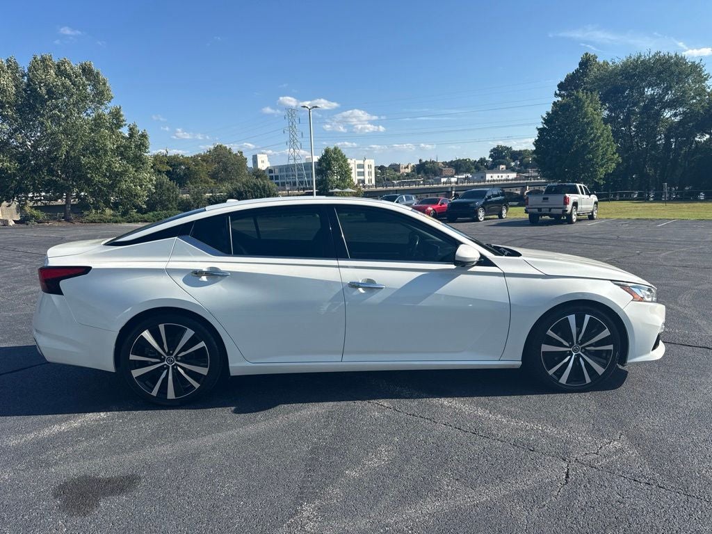2019 Nissan Altima 2.5 Platinum