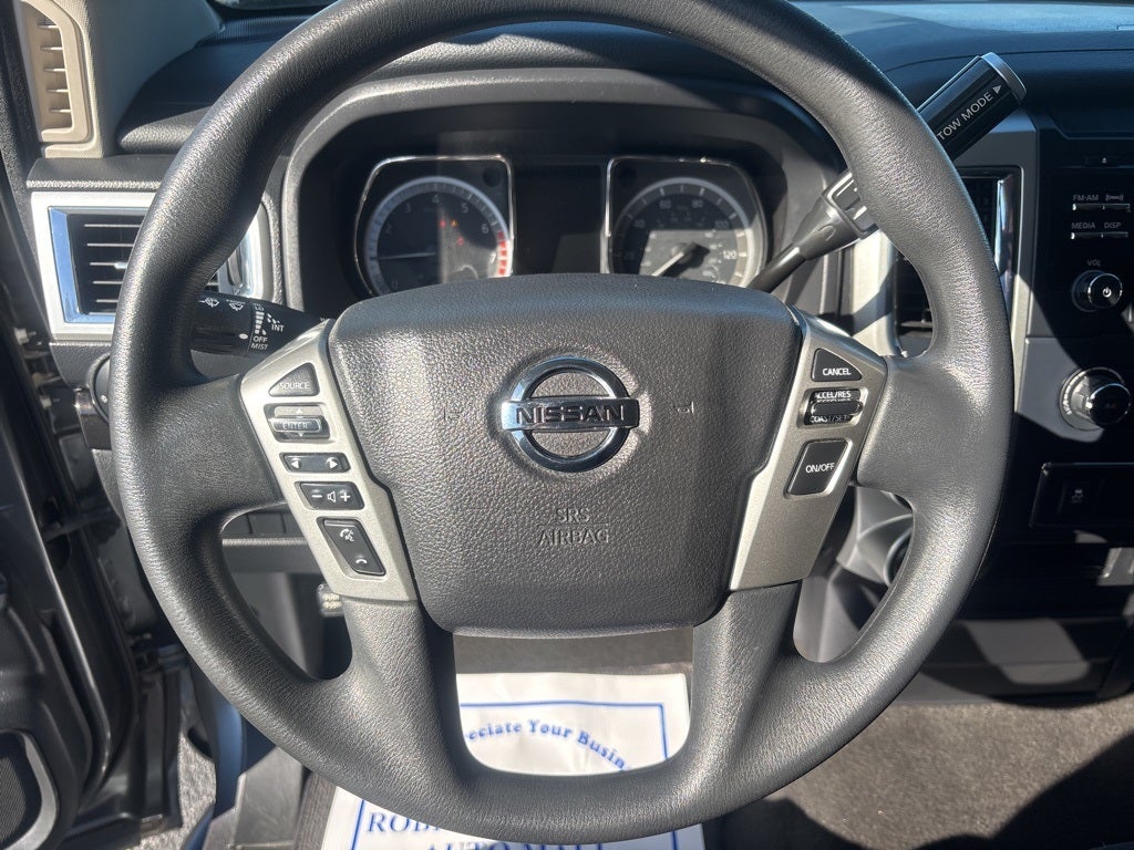 2018 Nissan Titan SV