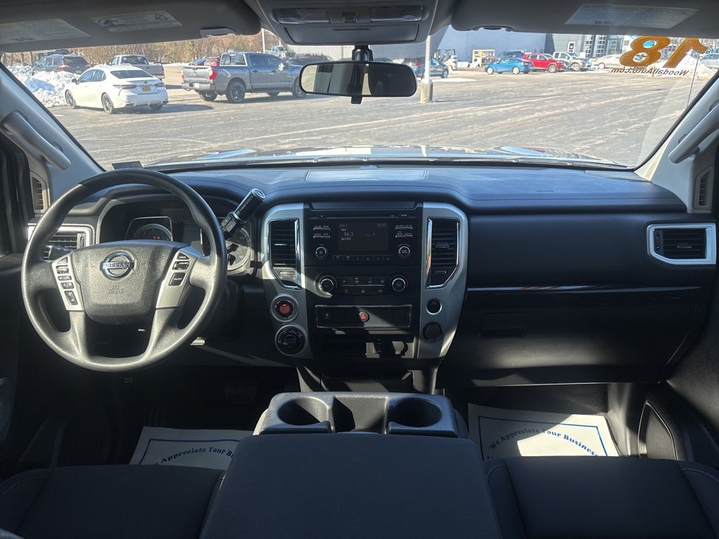 2018 Nissan Titan SV
