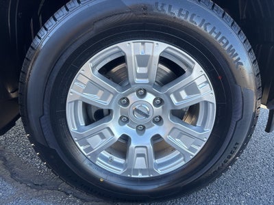 2018 Nissan Titan SV