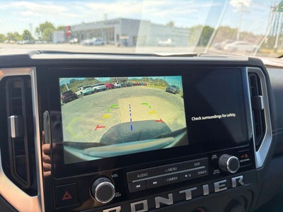 2025 Nissan Frontier SV