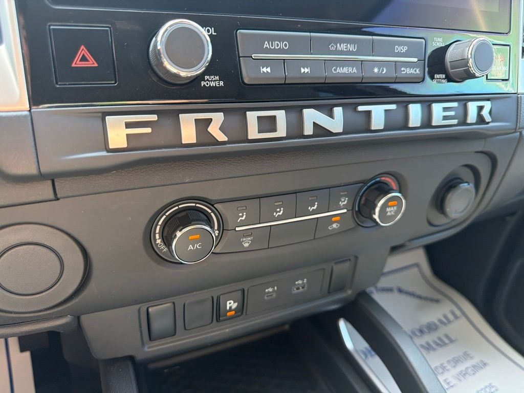 2025 Nissan Frontier SV