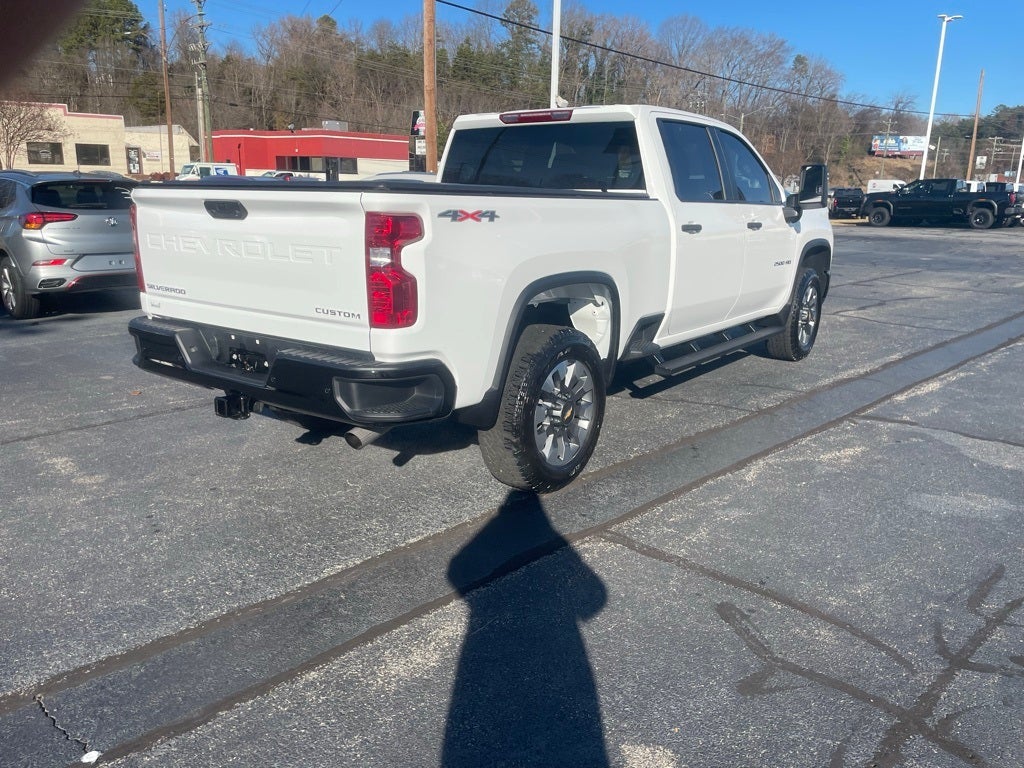 2025 Chevrolet Silverado 2500HD Custom