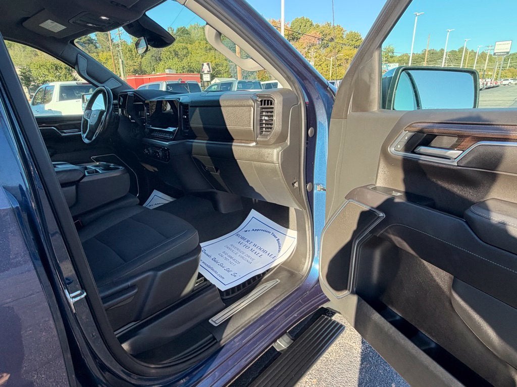 2023 Chevrolet Silverado 1500 LT LT1