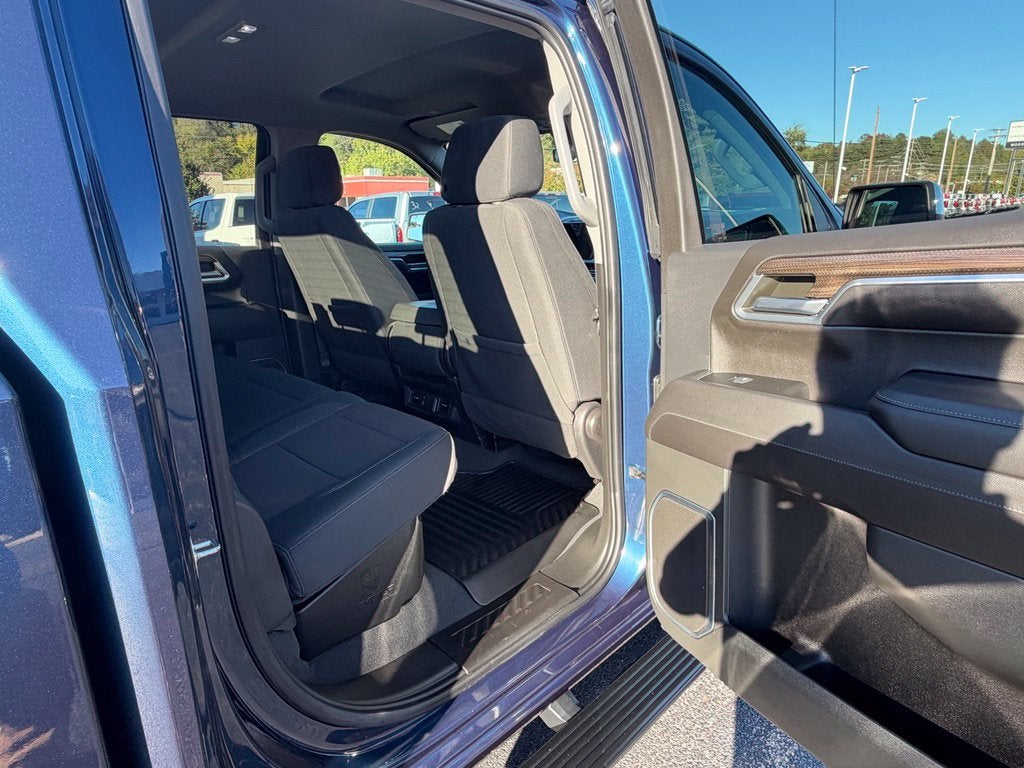 2023 Chevrolet Silverado 1500 LT LT1