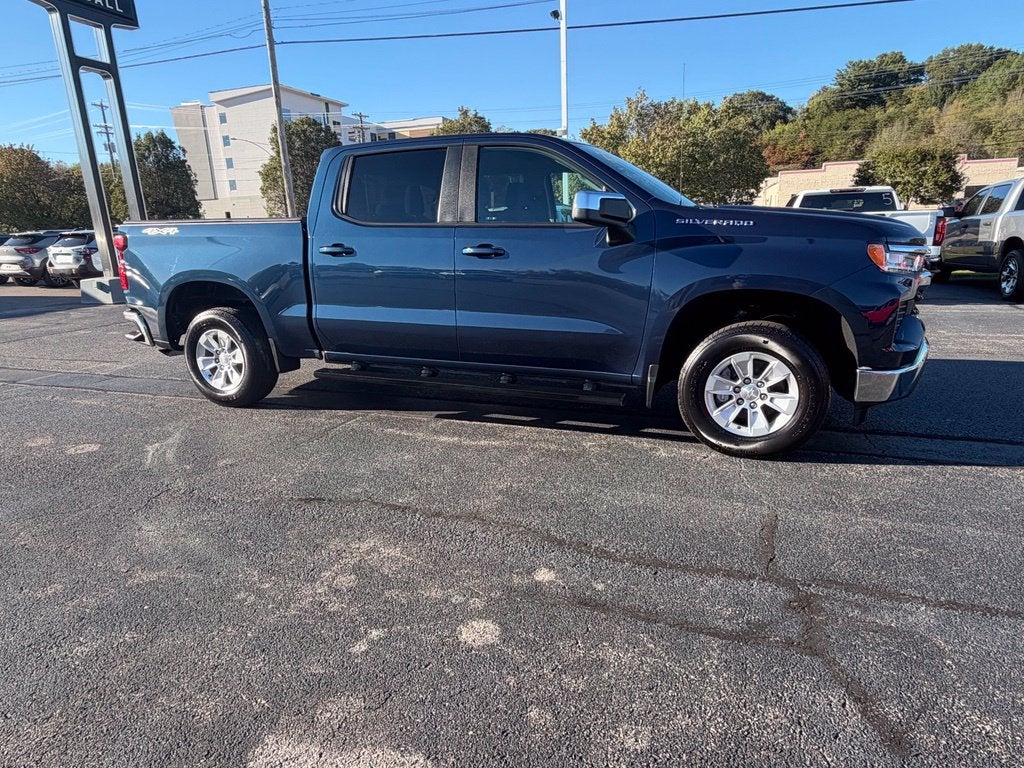 2023 Chevrolet Silverado 1500 LT LT1