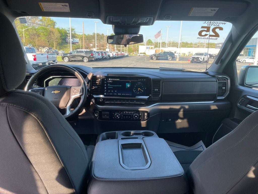 2025 Chevrolet Silverado 1500 LT LT1