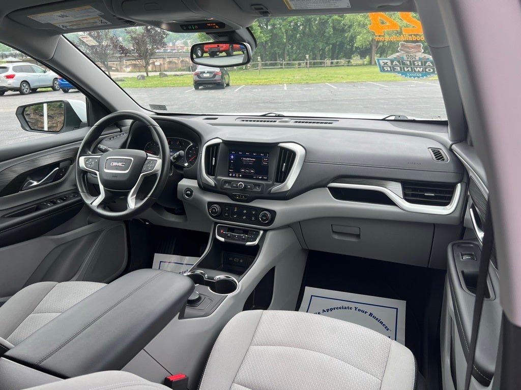 2024 GMC Terrain SLE
