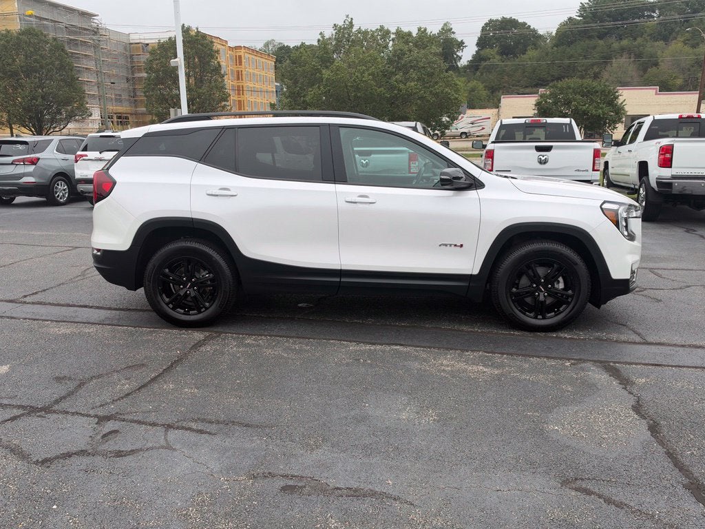 2022 GMC Terrain AT4