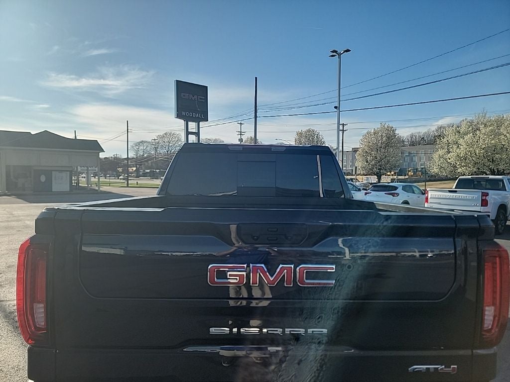 2025 GMC Sierra 1500 AT4