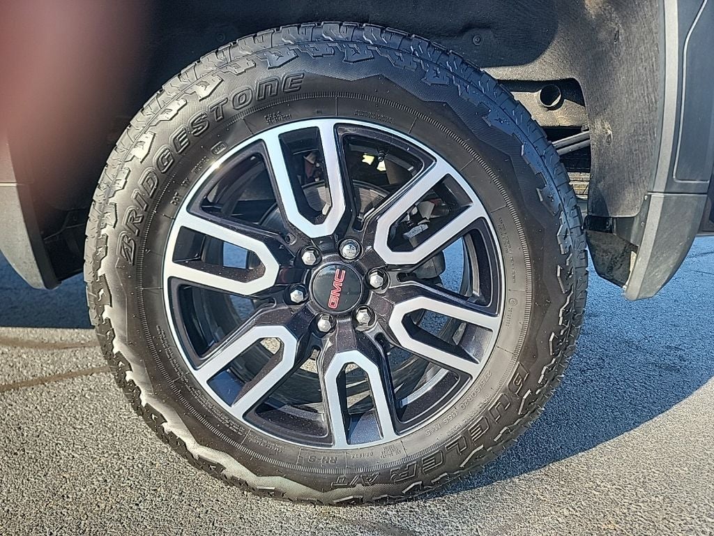 2025 GMC Sierra 1500 AT4