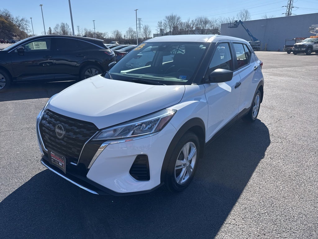 2025 Nissan Kicks Play S