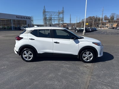 2025 Nissan Kicks Play S