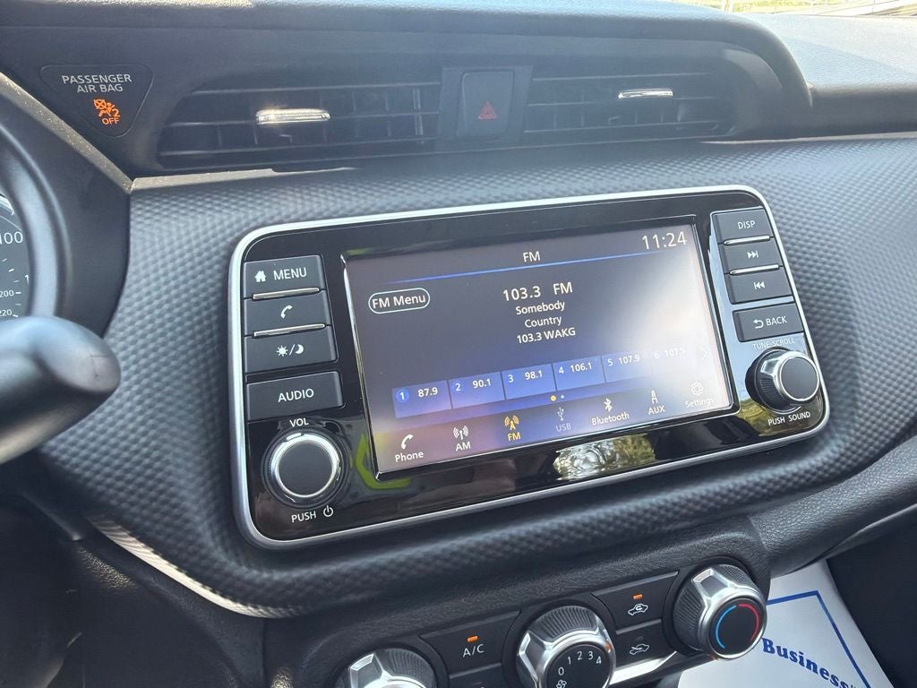 2025 Nissan Kicks Play S