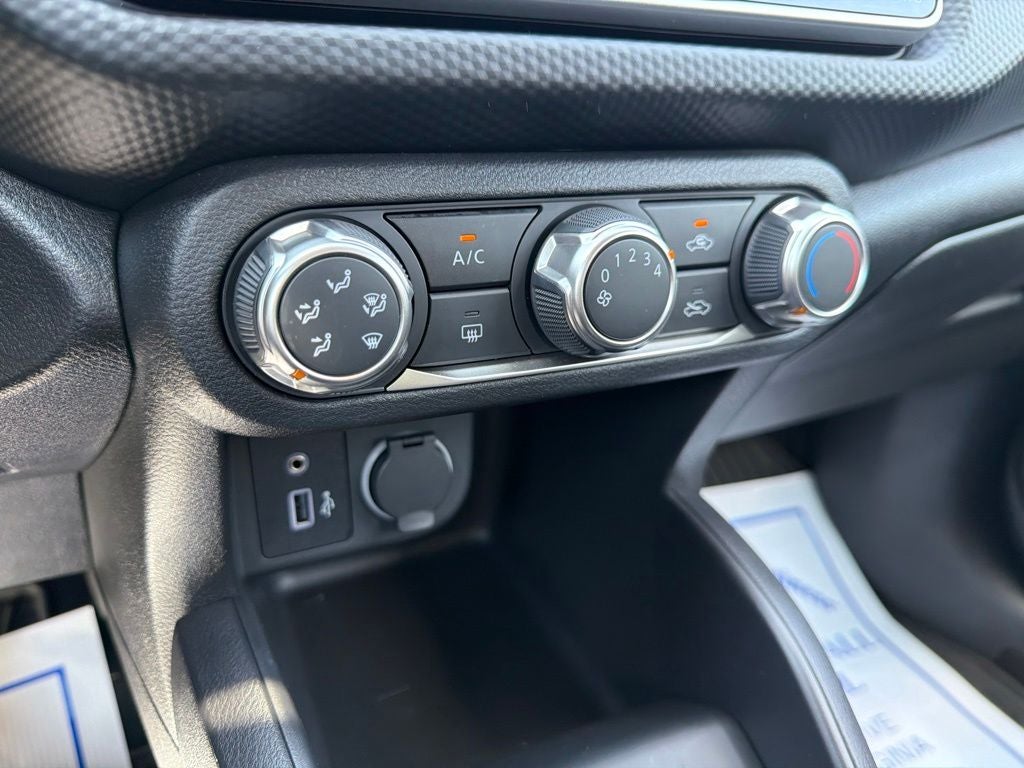 2025 Nissan Kicks Play S