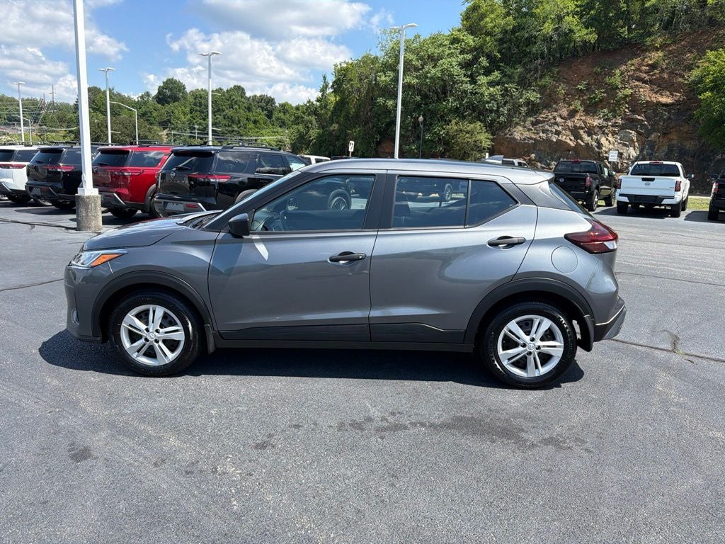 2025 Nissan Kicks Play S
