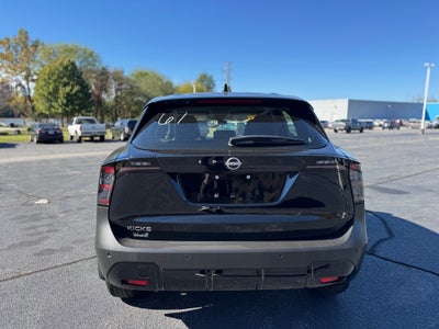 2025 Nissan Kicks S