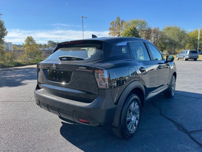 2025 Nissan Kicks S