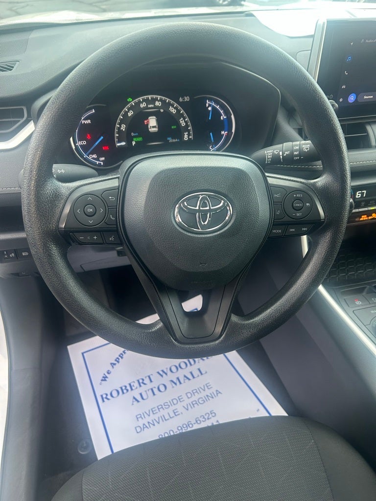 2024 Toyota RAV4 Hybrid XLE