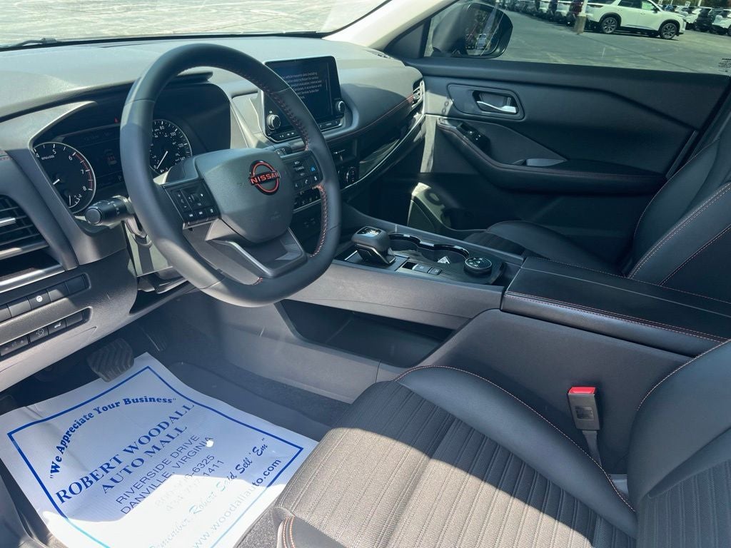 2025 Nissan Rogue Rock Creek