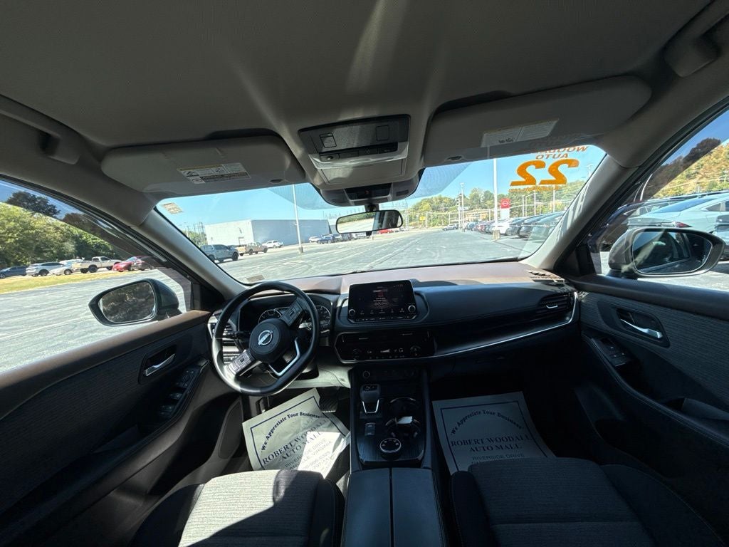 2022 Nissan Rogue SV