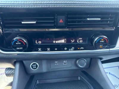 2022 Nissan Rogue SV